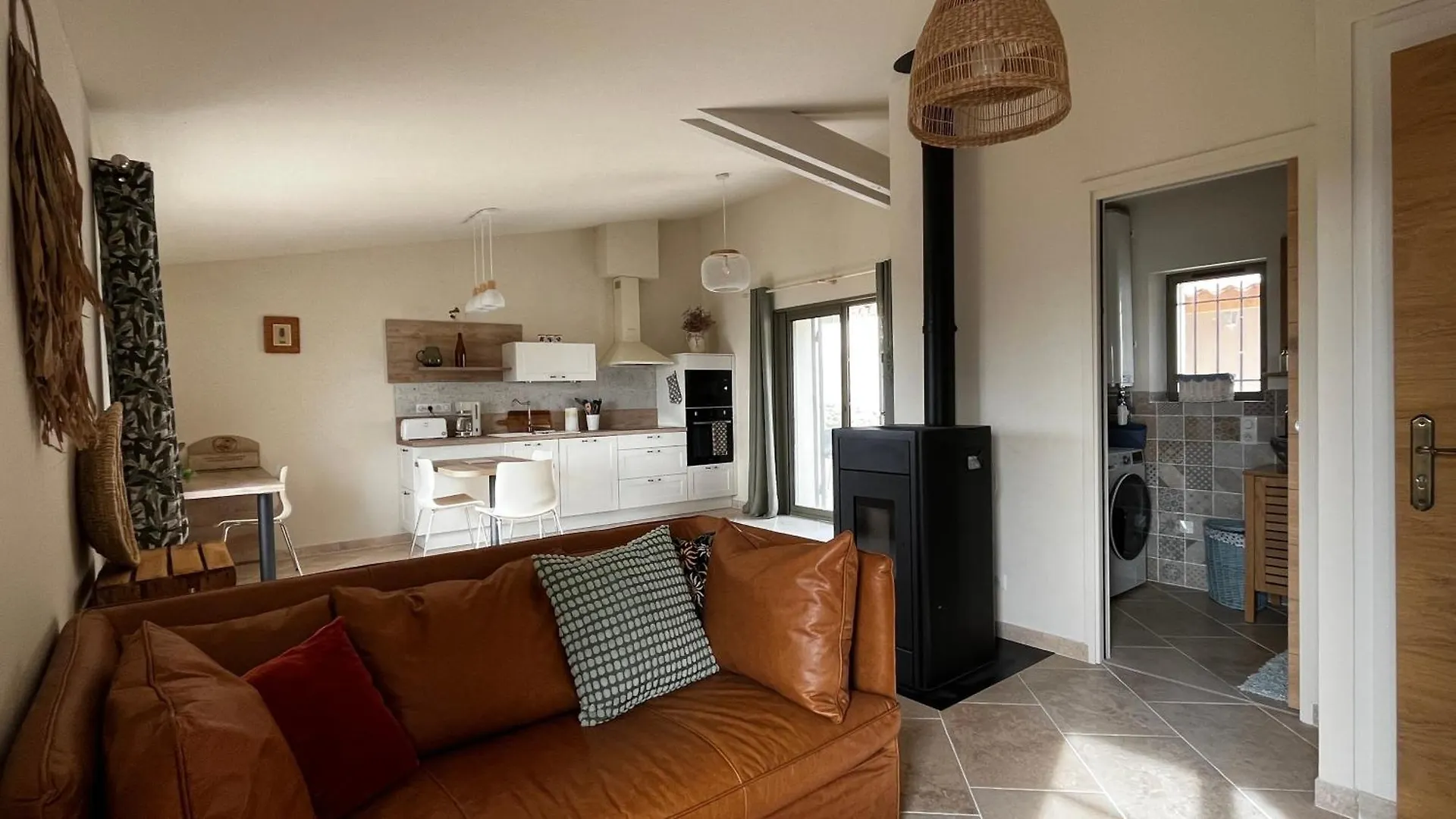 Holiday home Un Cottage Au Pied Du Ventoux Bedoin