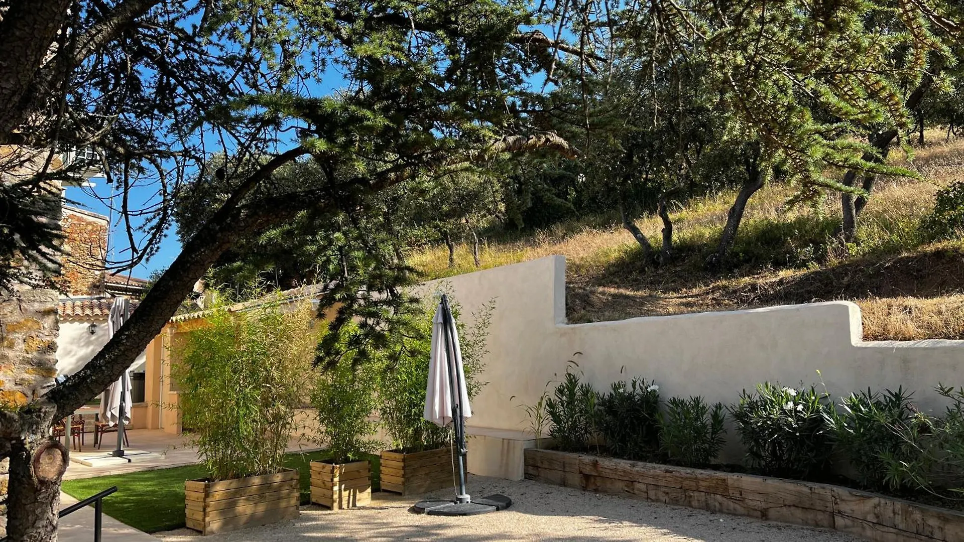 Un Cottage Au Pied Du Ventoux Bedoin 0*,  France
